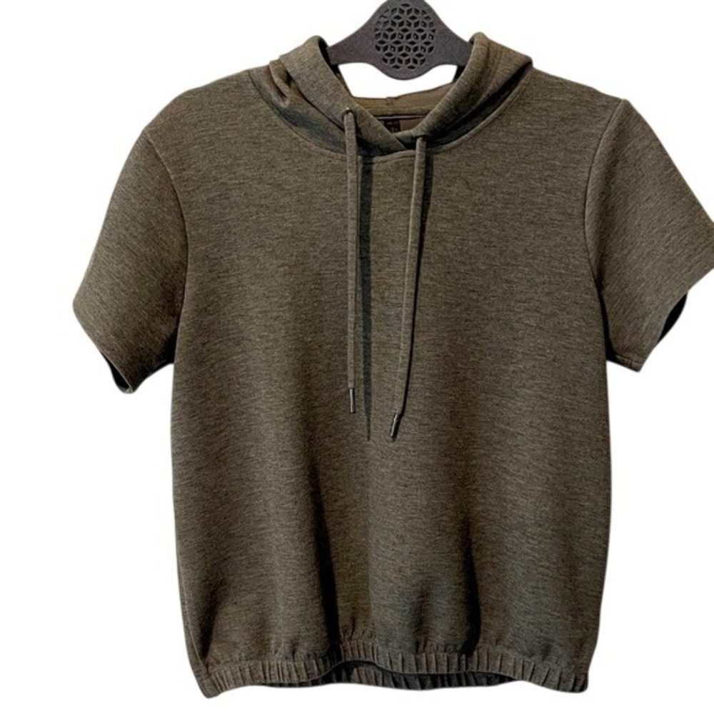 GAIAM Charcoal Gray Short Sleeve Hoodie‎ Small